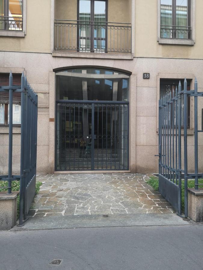 La Casa Colorata - Flats In Milan - Porta Romana Exterior photo